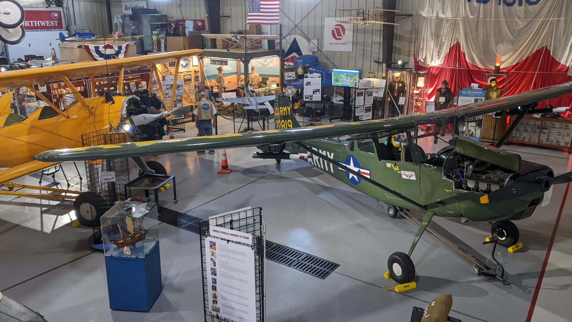 Air Museum Eden Prairie MN